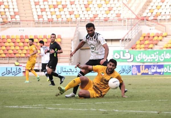 لیگ برتر فوتبال، فزونی پرگل سپاهان مقابل نفت مسجدسلیمان در نیمه نخست
