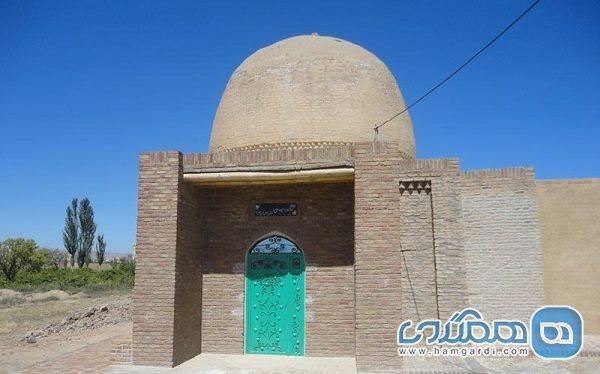 امامزاده زرلان نرجه یکی از جاذبه های مذهبی استان قزوین است امامزاده زرلان نرجه یکی از جاذبه های مذهبی استان قزوین است